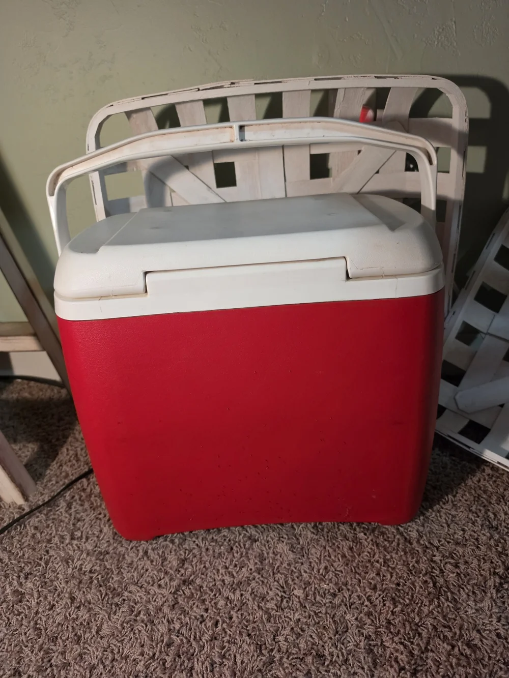 Igloo Island Breeze Cooler